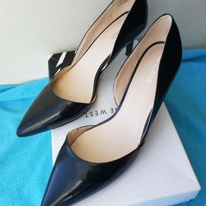 Stylish black Heels